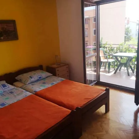 Anda Apartment *